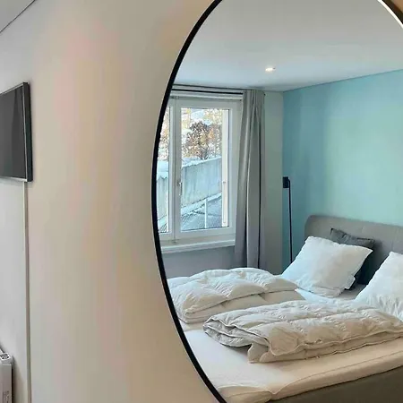 In Next To Caumasee * فيلمز