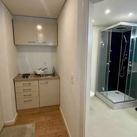 شقة In Next To Caumasee فيلمز