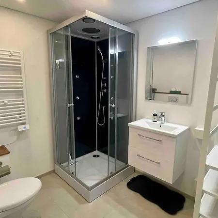 In Next To Caumasee Appartement *